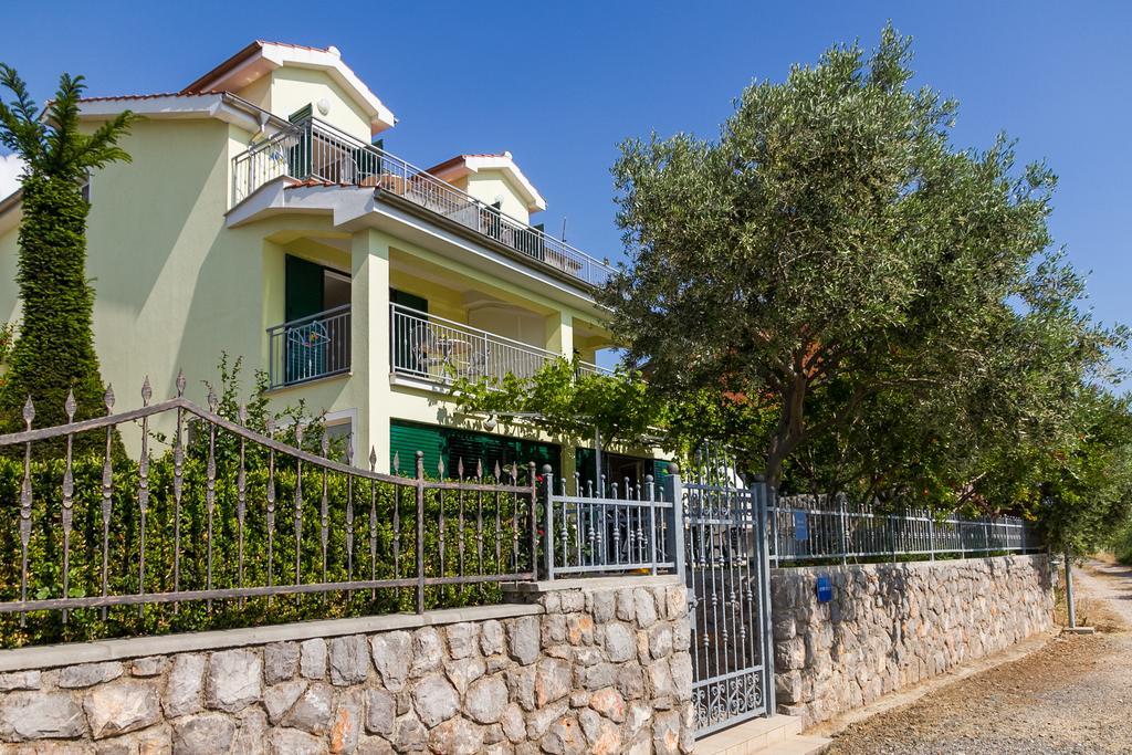 Apartments Vukelic Klenovica Exterior foto