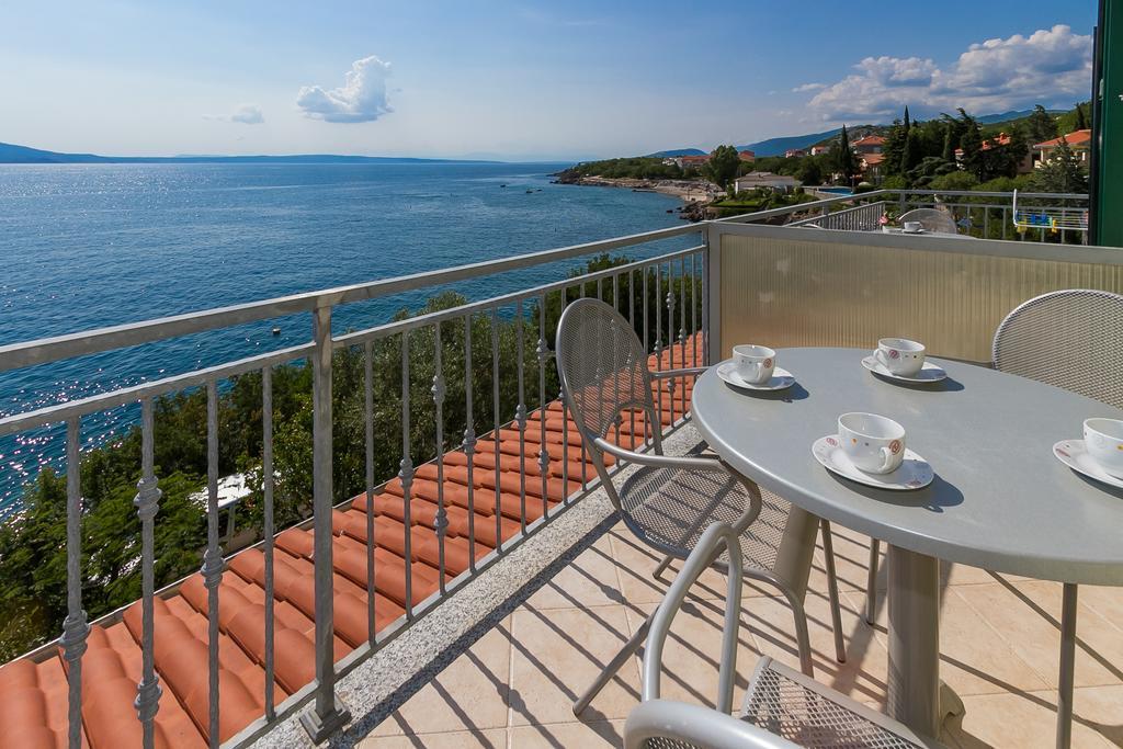 Apartments Vukelic Klenovica Cameră foto