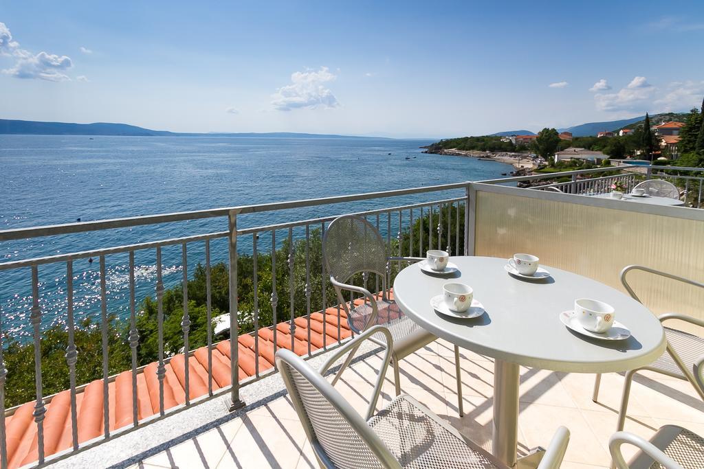 Apartments Vukelic Klenovica Cameră foto